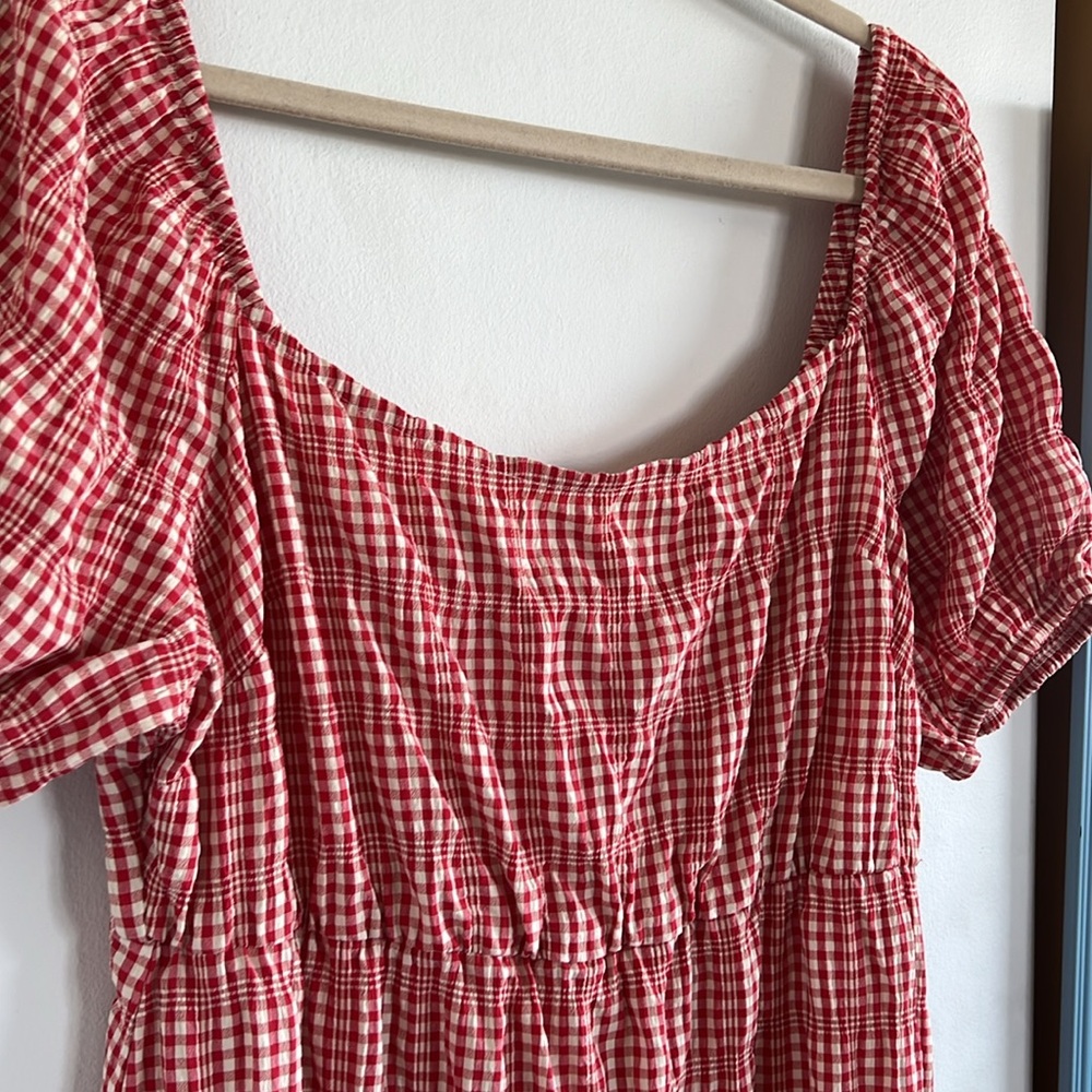 puff sleeve red gingham dress
